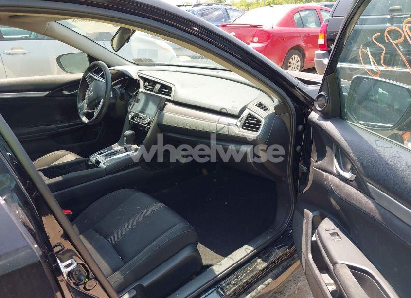 Photo 5 of 2018 Honda Civic EX-T (VIN JHMFC1F39JX012745)