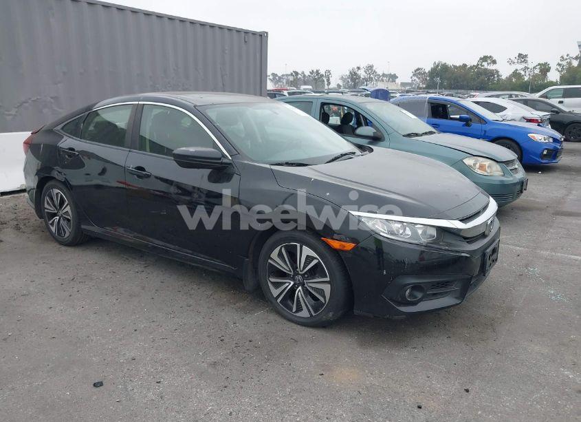 2018 Honda Civic EX-T (VIN JHMFC1F39JX033210) main photo
