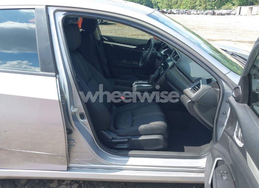 Photo 5 of 2019 Honda Civic EX (VIN JHMFC1F39KX003447)