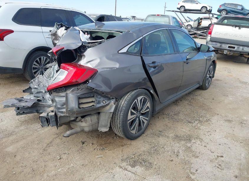 Photo 4 of 2018 Honda Civic EX-T (VIN JHMFC1F3XJX009577)