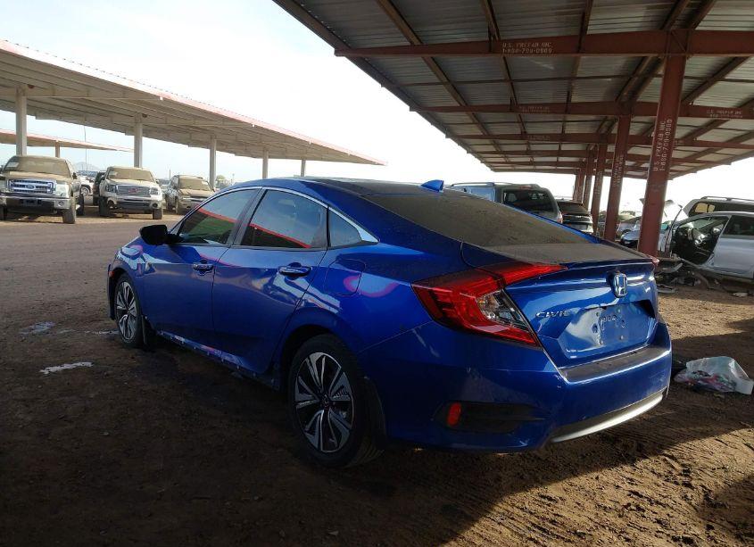 Photo 3 of 2018 Honda Civic EX-T (VIN JHMFC1F3XJX041493)