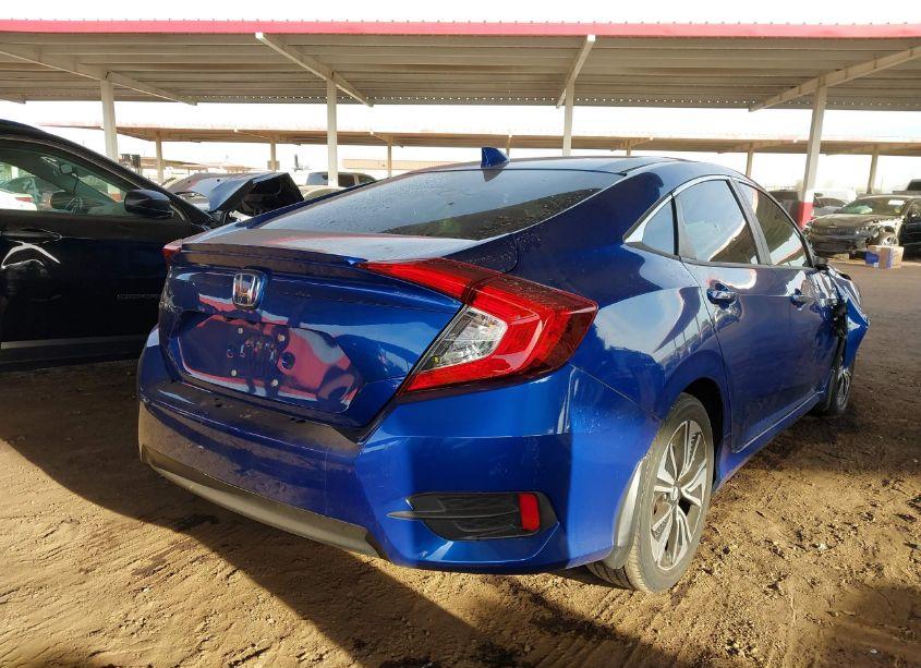 Photo 4 of 2018 Honda Civic EX-T (VIN JHMFC1F3XJX041493)