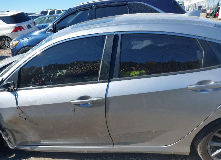 Photo 15 of 2019 Honda Civic EX (VIN JHMFC1F3XKX011217)