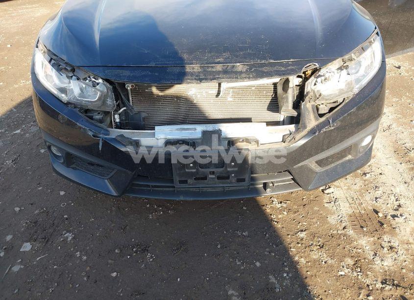 Photo 6 of 2018 Honda Civic EX-T (VIN JHMFC1F45JX018986)