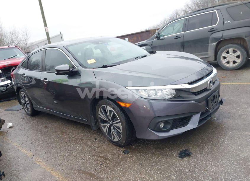 2018 Honda Civic EX-T (VIN JHMFC1F46JX007382) main photo