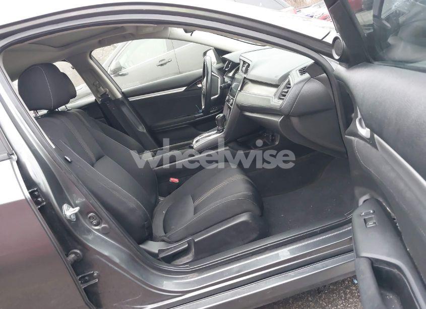 Photo 5 of 2018 Honda Civic EX-T (VIN JHMFC1F46JX007382)