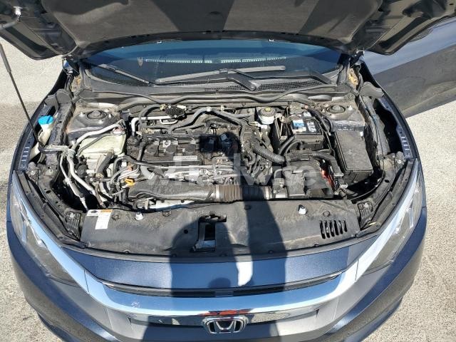 Photo 3 of 2018 HONDA CIVIC EX (VIN JHMFC1F49JX014634)