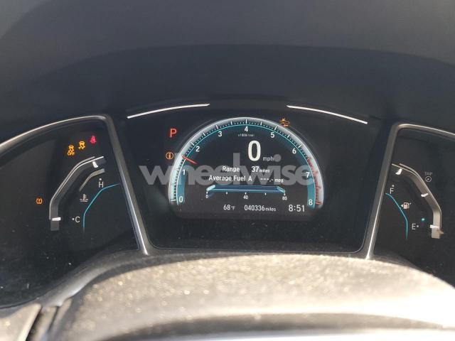 Photo 7 of 2018 HONDA CIVIC EX (VIN JHMFC1F49JX014634)