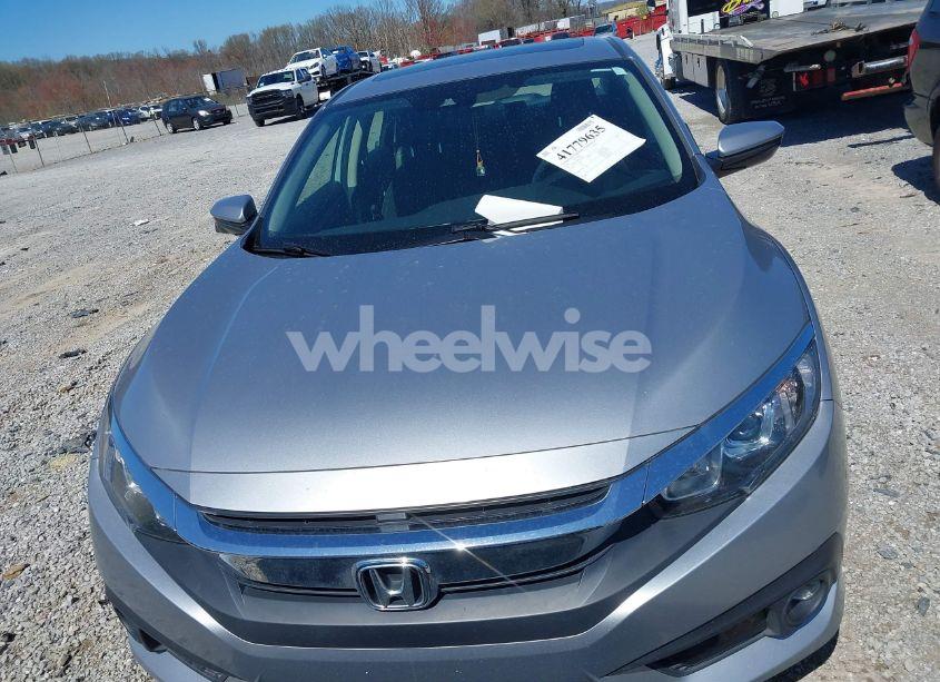 Photo 12 of 2018 Honda Civic EX-T (VIN JHMFC1F4XJX030941)