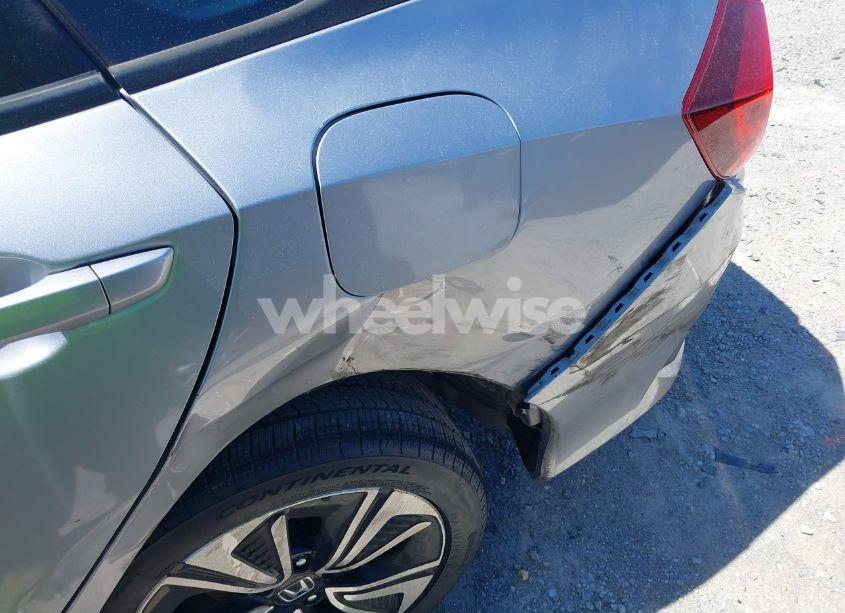 Photo 6 of 2018 Honda Civic EX-T (VIN JHMFC1F4XJX030941)