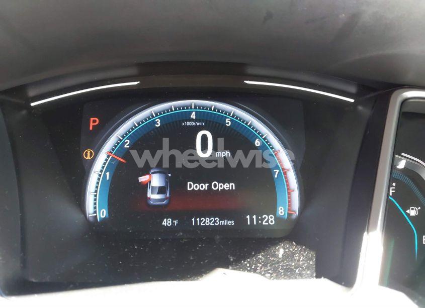 Photo 15 of 2018 Honda Civic EX-L (VIN JHMFC1F71JX030448)