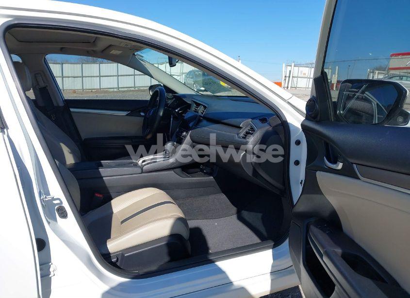 Photo 5 of 2018 Honda Civic EX-L (VIN JHMFC1F71JX030448)