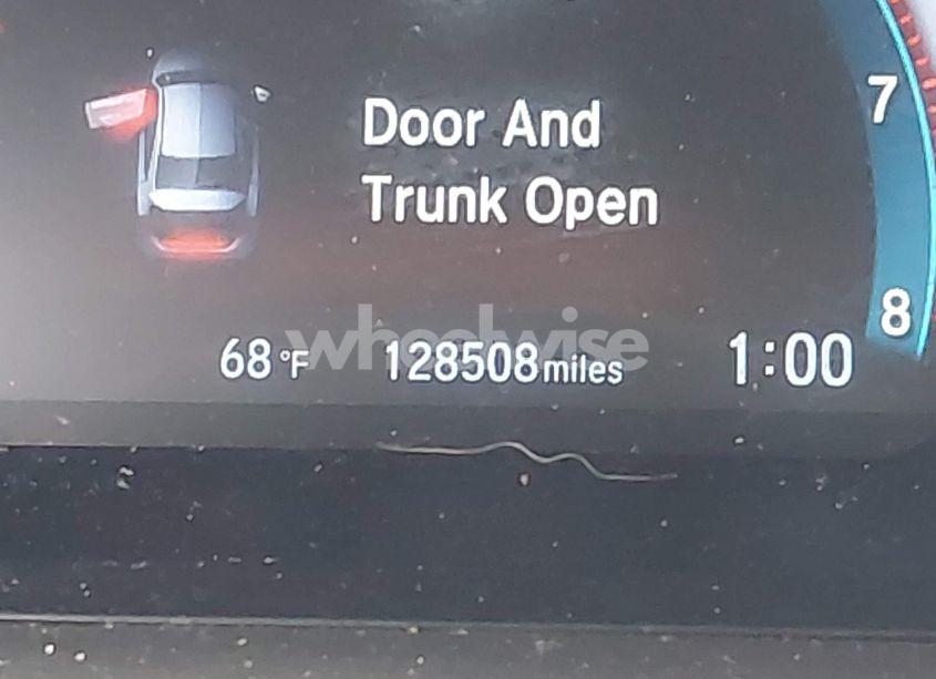 Photo 15 of 2018 Honda Civic EX-L (VIN JHMFC1F71JX038694)