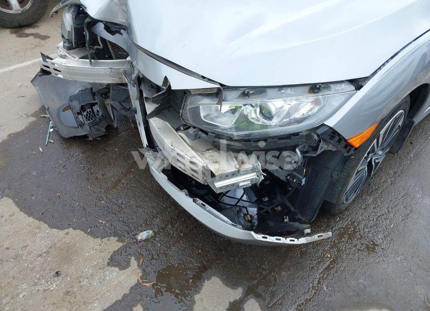 Photo 17 of 2018 Honda Civic EX-L (VIN JHMFC1F71JX038694)