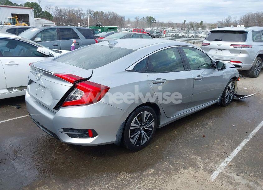 Photo 4 of 2018 Honda Civic EX-L (VIN JHMFC1F71JX038694)