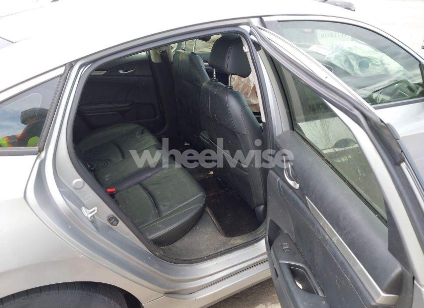 Photo 8 of 2018 Honda Civic EX-L (VIN JHMFC1F71JX038694)