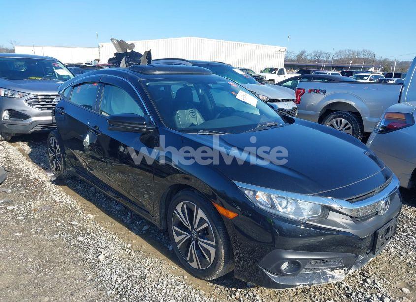 2018 Honda Civic EX-L (VIN JHMFC1F72JX004747) main photo