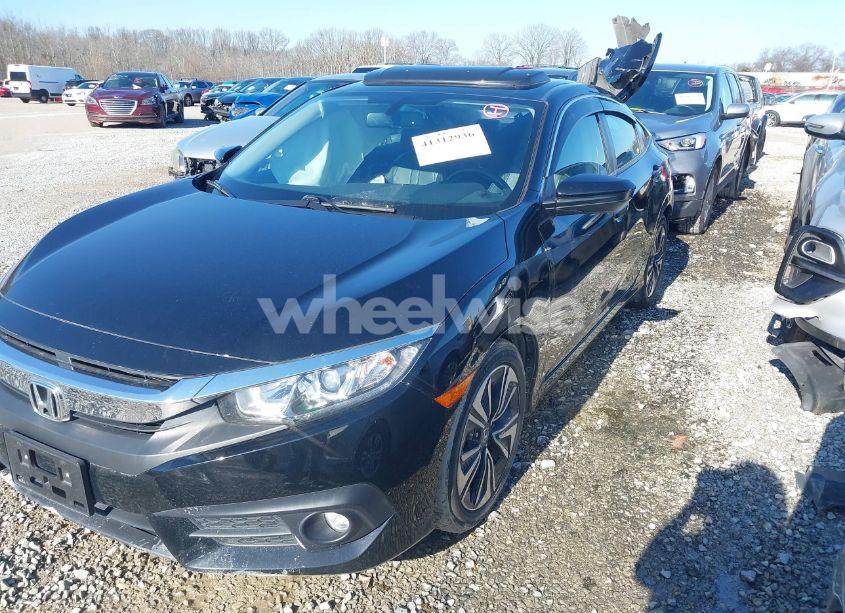 Photo 2 of 2018 Honda Civic EX-L (VIN JHMFC1F72JX004747)