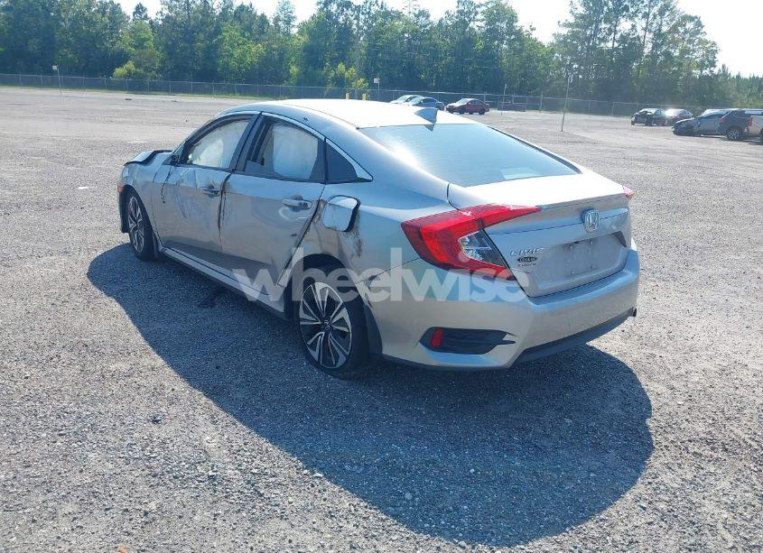Photo 3 of 2018 Honda Civic EX-L (VIN JHMFC1F73JX021301)