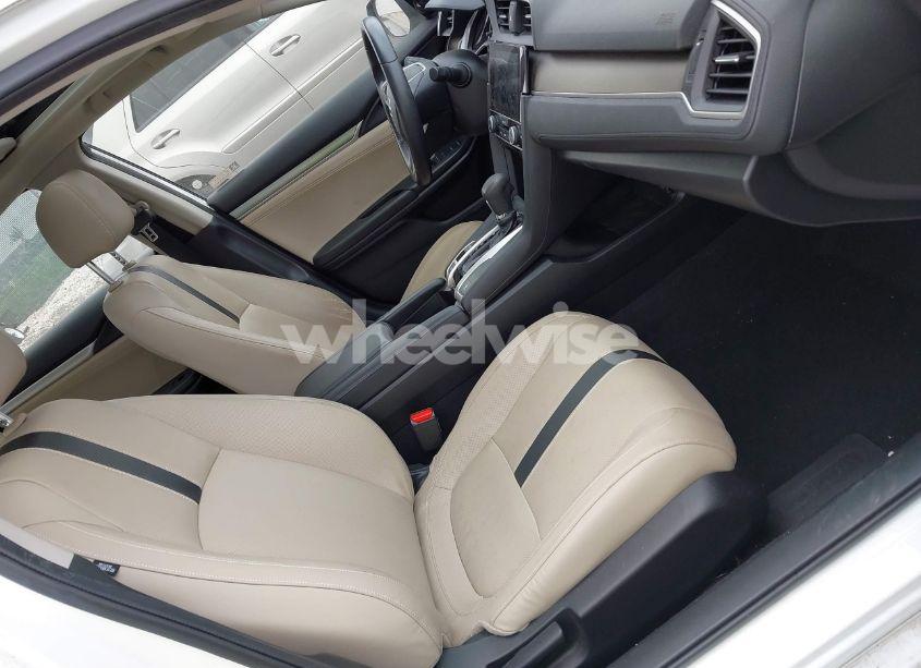 Photo 5 of 2018 Honda Civic EX-L (VIN JHMFC1F76JX016447)