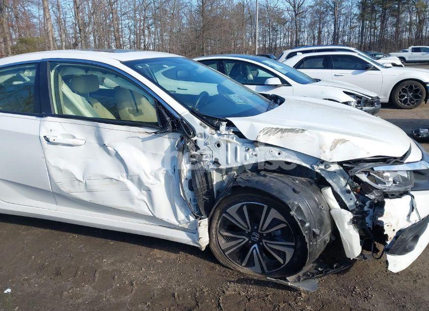 Photo 6 of 2018 Honda Civic EX-L (VIN JHMFC1F76JX020403)