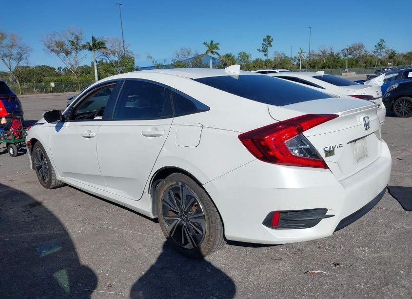 Photo 3 of 2018 Honda Civic EX-L (VIN JHMFC1F76JX021034)