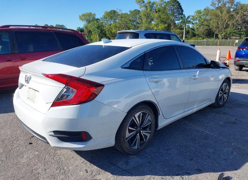 Photo 4 of 2018 Honda Civic EX-L (VIN JHMFC1F76JX021034)