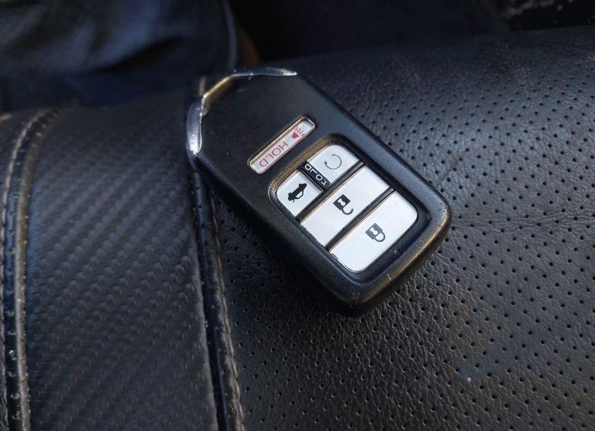 Photo 11 of 2018 Honda Civic EX-L (VIN JHMFC1F76JX022121)