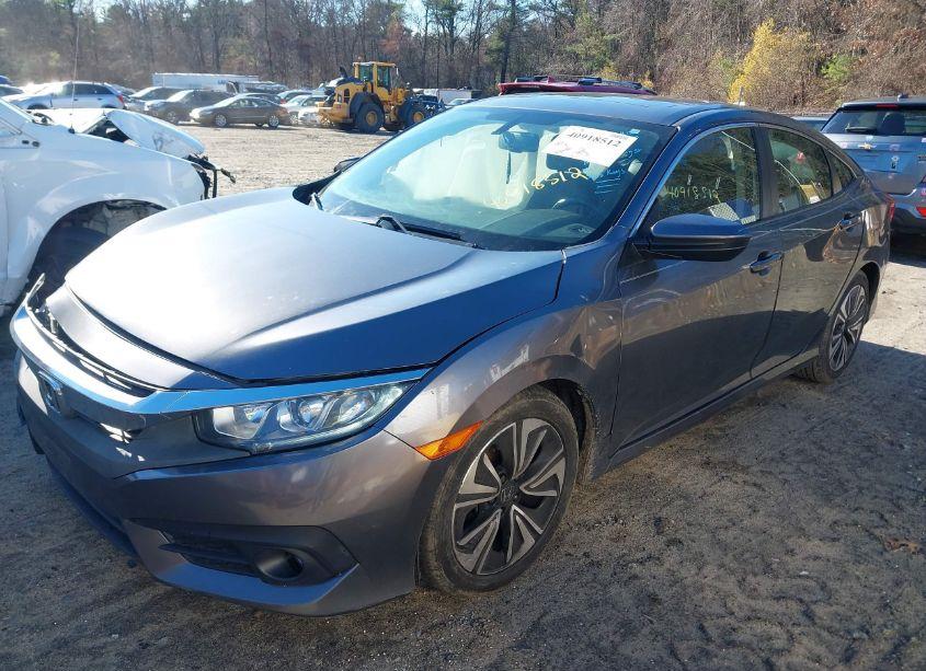 Photo 2 of 2018 Honda Civic EX-L (VIN JHMFC1F76JX022121)