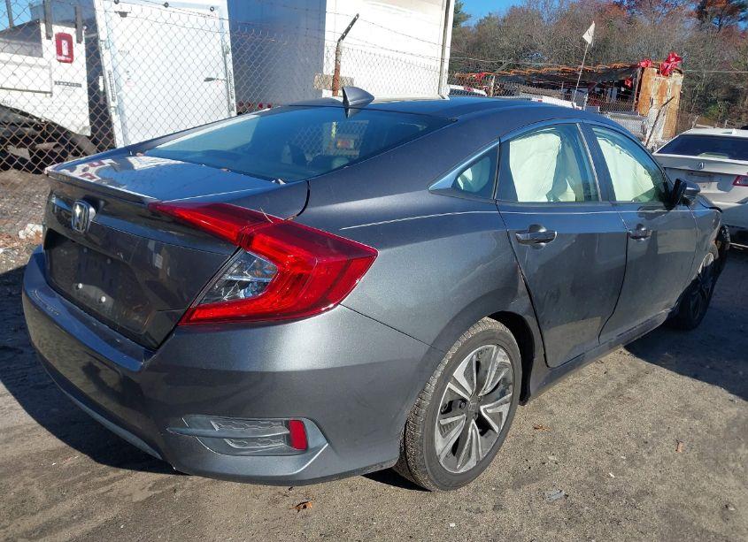 Photo 4 of 2018 Honda Civic EX-L (VIN JHMFC1F76JX022121)