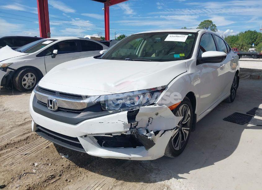 Photo 2 of 2018 Honda Civic EX-L (VIN JHMFC1F76JX038593)