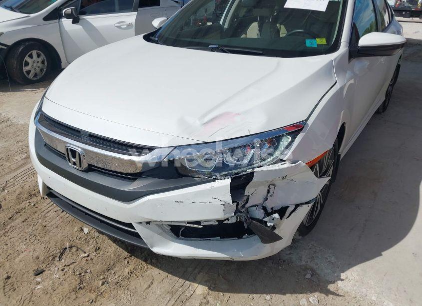 Photo 6 of 2018 Honda Civic EX-L (VIN JHMFC1F76JX038593)
