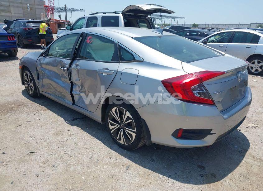 Photo 3 of 2018 Honda Civic EX-L (VIN JHMFC1F77JX017199)