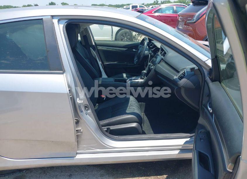 Photo 5 of 2018 Honda Civic EX-L (VIN JHMFC1F77JX017199)