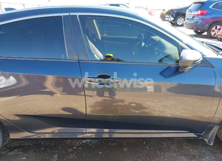 Photo 13 of 2018 Honda Civic EX-L (VIN JHMFC1F77JX038652)