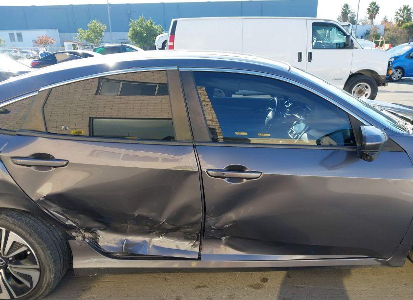 Photo 13 of 2018 Honda Civic EX-L (VIN JHMFC1F78JX011251)