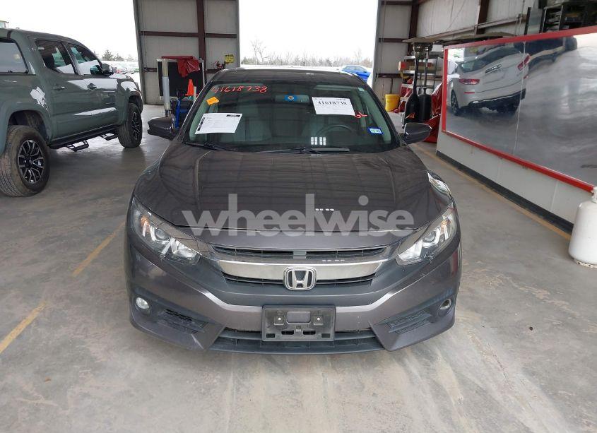 Photo 12 of 2018 Honda Civic EX-L (VIN JHMFC1F78JX015607)