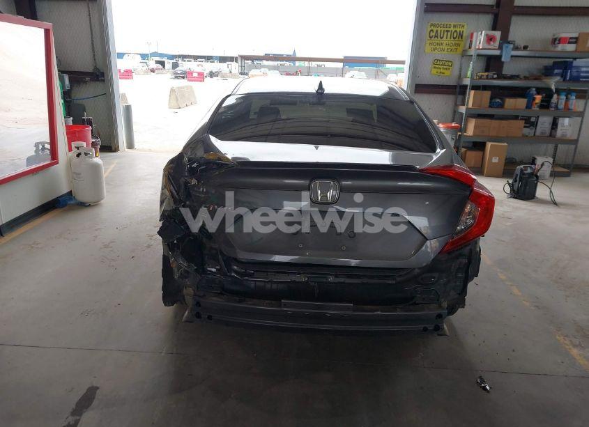 Photo 16 of 2018 Honda Civic EX-L (VIN JHMFC1F78JX015607)