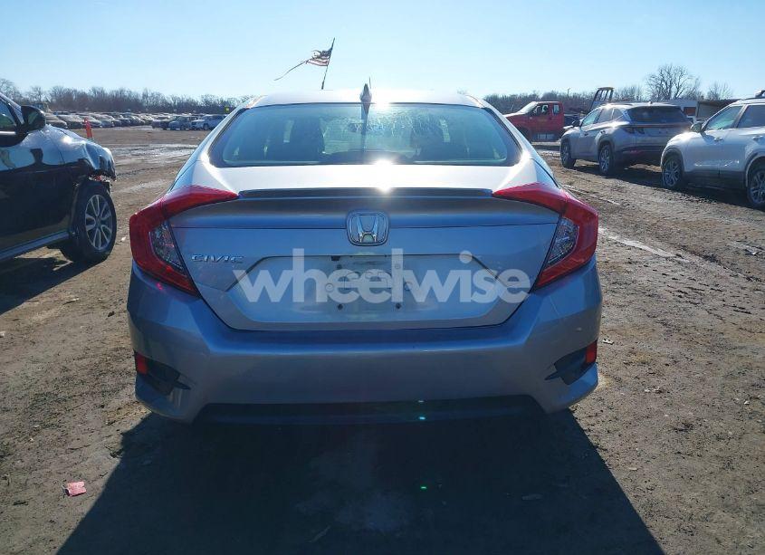 Photo 16 of 2018 Honda Civic EX-L (VIN JHMFC1F78JX035534)