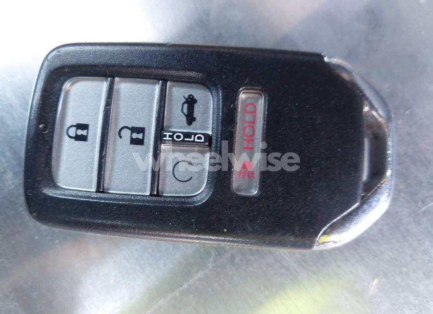 Photo 11 of 2019 Honda Civic EX-L (VIN JHMFC1F78KX005581)