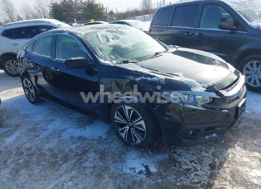 2018 Honda Civic EX-L (VIN JHMFC1F79JX002784) main photo