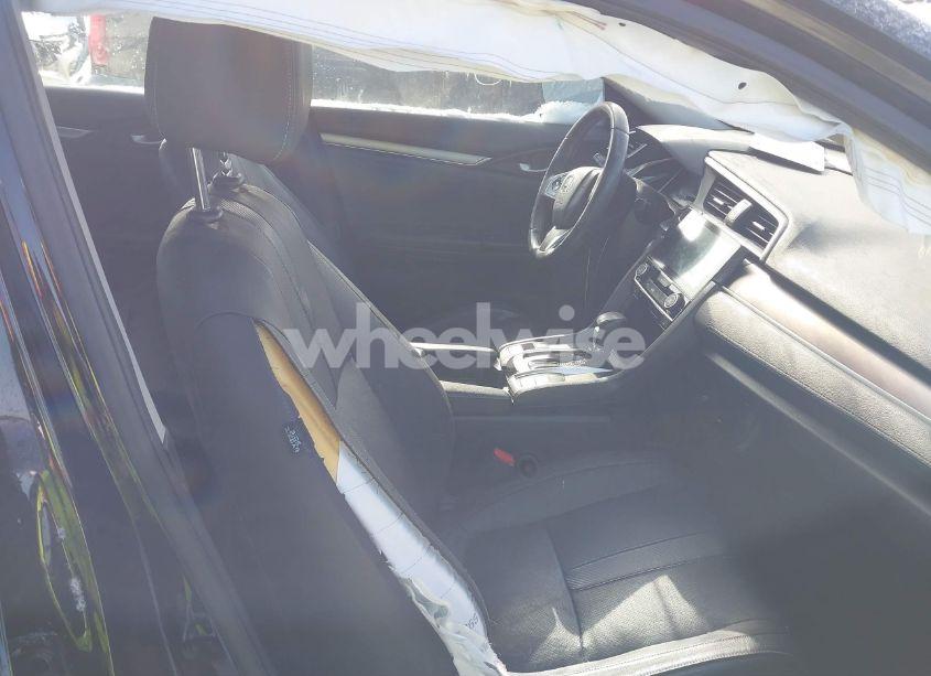 Photo 5 of 2018 Honda Civic EX-L (VIN JHMFC1F79JX002784)