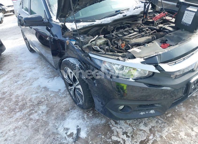 Photo 6 of 2018 Honda Civic EX-L (VIN JHMFC1F79JX002784)