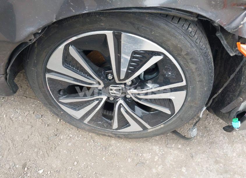 Photo 11 of 2018 Honda Civic EX-L (VIN JHMFC1F79JX033789)