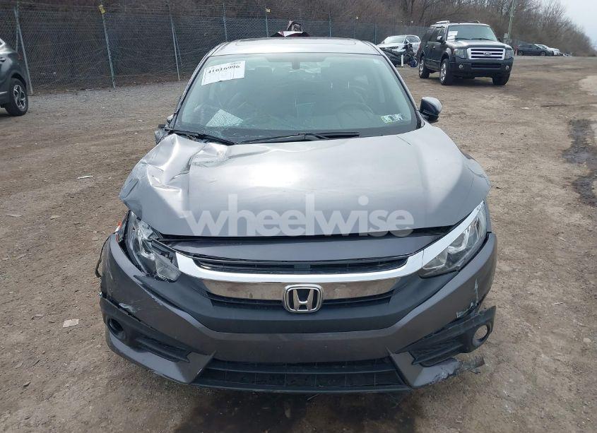 Photo 12 of 2018 Honda Civic EX-L (VIN JHMFC1F79JX033789)