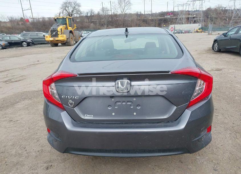 Photo 16 of 2018 Honda Civic EX-L (VIN JHMFC1F79JX033789)