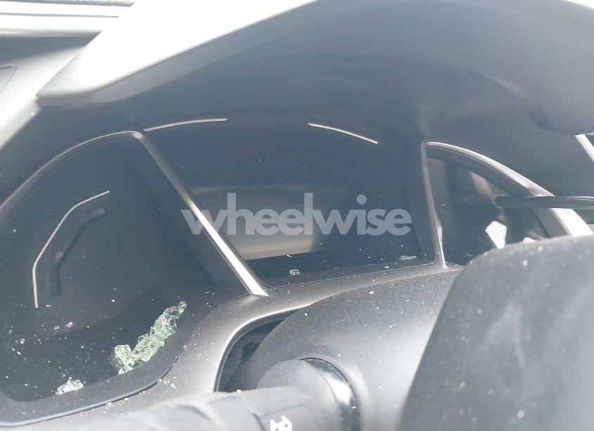 Photo 7 of 2018 Honda Civic EX-L (VIN JHMFC1F79JX033789)