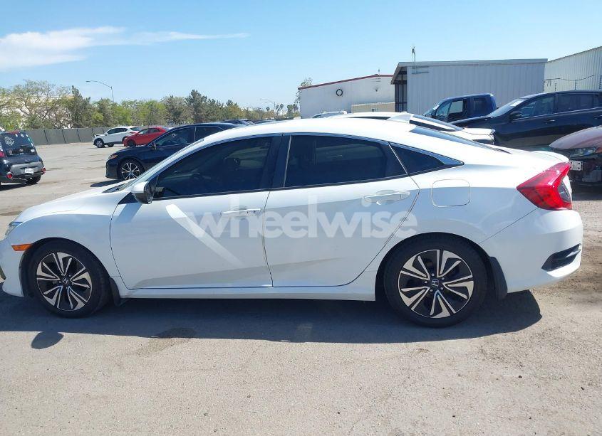 Photo 14 of 2018 Honda Civic EX-L (VIN JHMFC1F79JX039141)