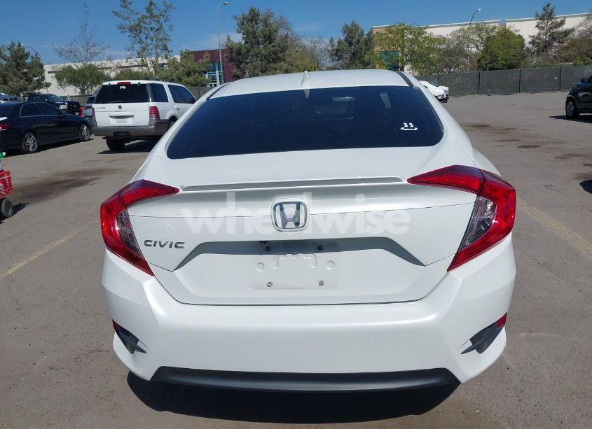 Photo 16 of 2018 Honda Civic EX-L (VIN JHMFC1F79JX039141)