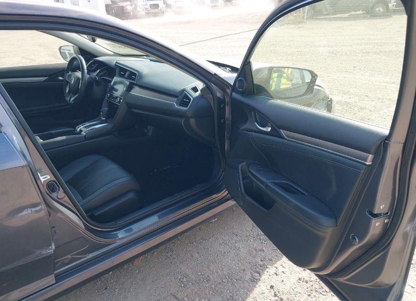 Photo 5 of 2018 Honda Civic EX-L (VIN JHMFC1F81JX034038)